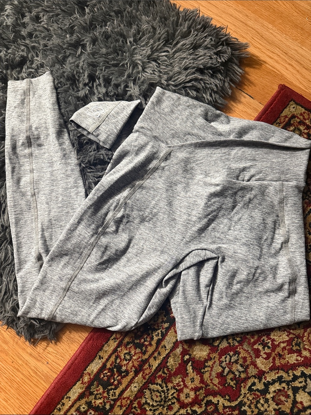 Bombshell sportswear heathered gray leggings